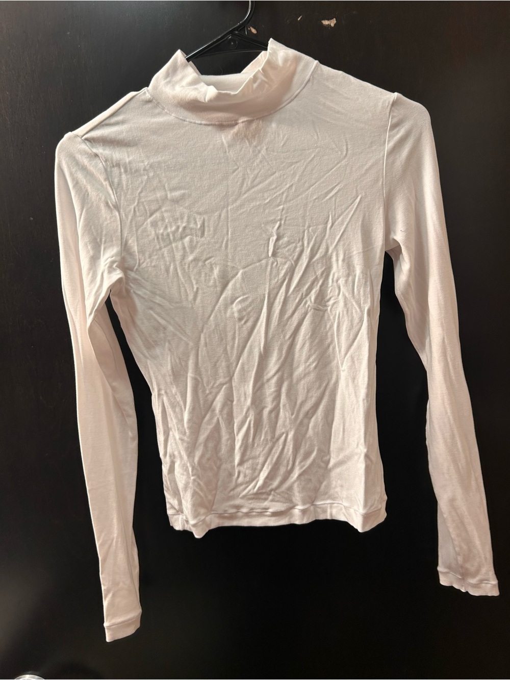 ReoRia White Long-Sleeve Mock Neck Top